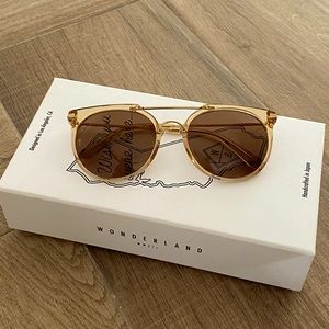 WONDERLAND Gold Sunglasses